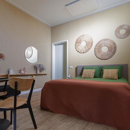 Boukje Har Bed En Brochje Bed & Breakfast Burgum Bagian luar foto